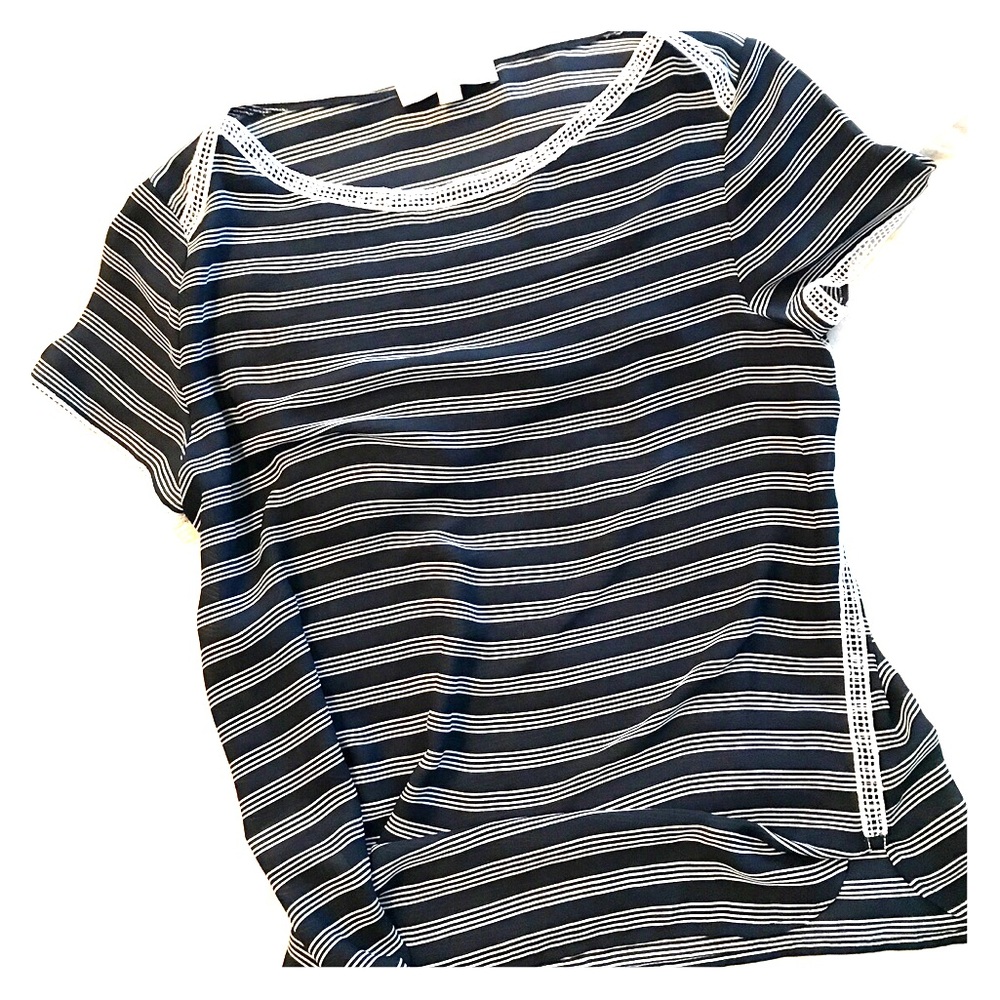 Loft short sleeve top M